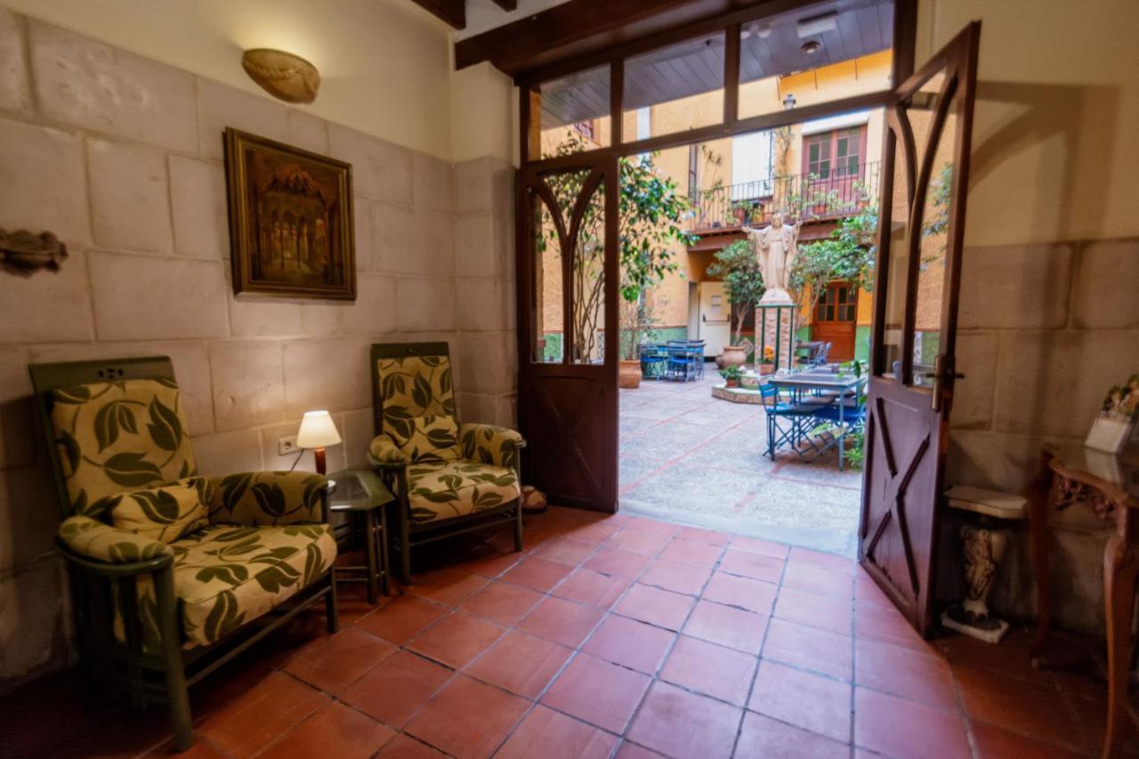 Hostal Loreto Дения Экстерьер фото