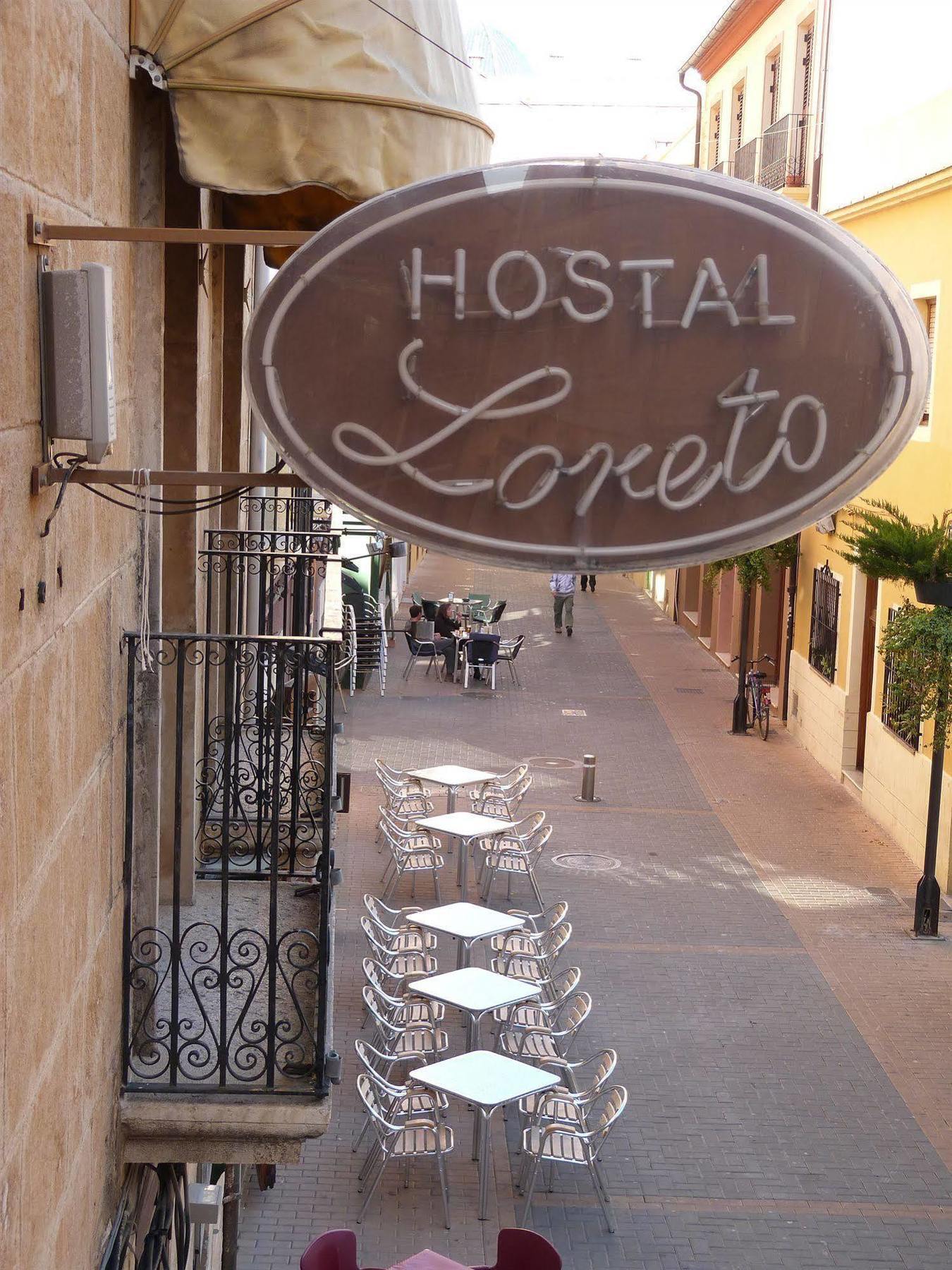 Hostal Loreto Дения Экстерьер фото